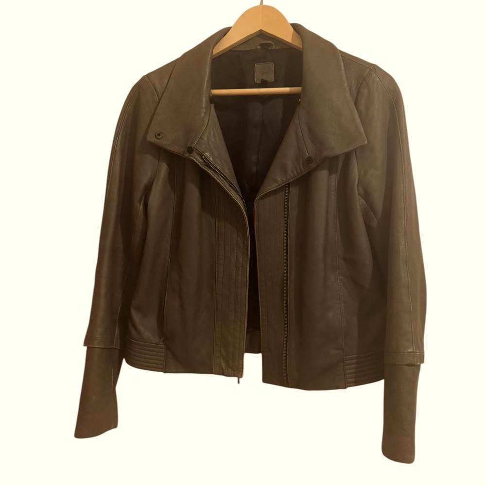 Gap EUC 100% Genuine dyed Mongolian Shearling Lamb leather in Brown/Taupe size S